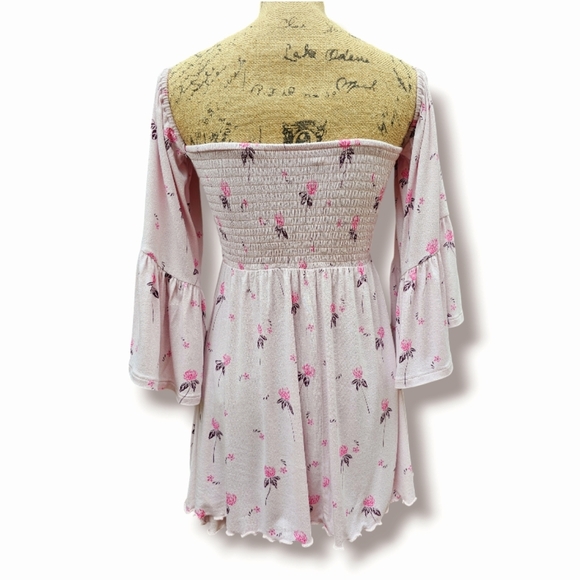 Free People Lana Off-The-Shoulder Top with Printed Cloudberries. - Picture 5 of 10